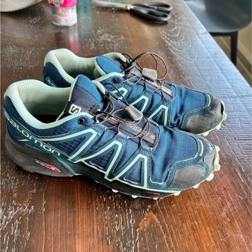 Solomon speedcross trail running or hiking shoe - 8